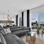 Inmitten Der In Ruhiger Lage By Interhome Makarska