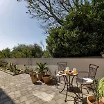 Hébergement de vacances Inmitten Der In Ruhiger Lage By Interhome Makarska