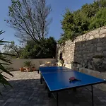 Inmitten Der In Ruhiger Lage By Interhome *