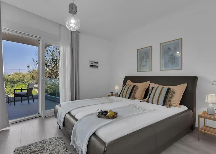 Inmitten Der In Ruhiger Lage By Interhome Holiday home Makarska