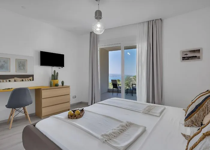 Inmitten Der In Ruhiger Lage By Interhome Holiday home