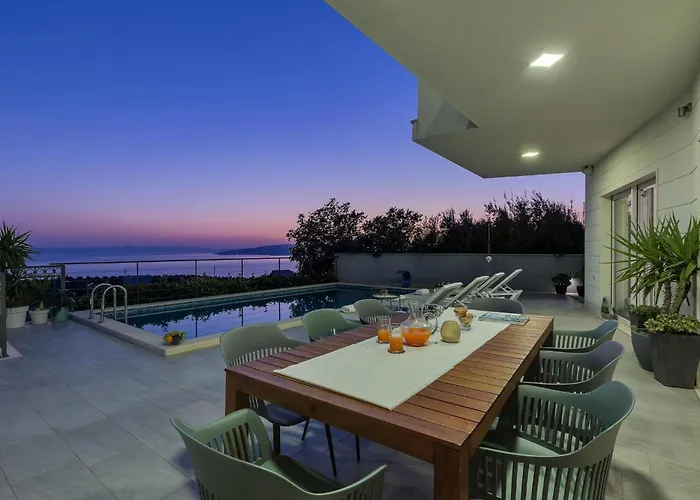 Holiday home Inmitten Der In Ruhiger Lage By Interhome *