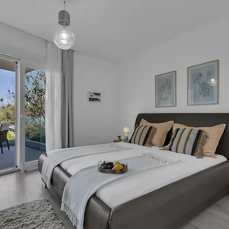 Inmitten Der In Ruhiger Lage By Interhome Dom wakacyjny Makarska