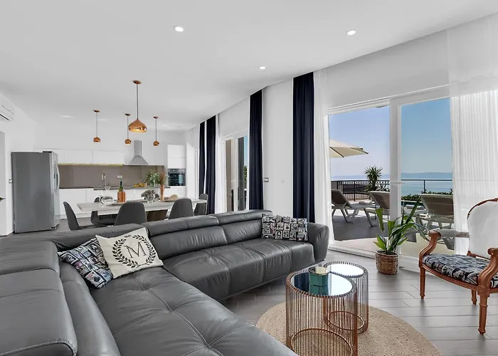 Inmitten Der In Ruhiger Lage By Interhome Makarska