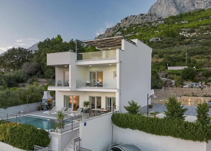 Inmitten Der In Ruhiger Lage By Interhome *